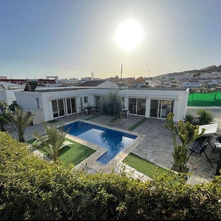 Private Pool In Villa Near The Beach Torre de Benagalbon Bagian luar foto